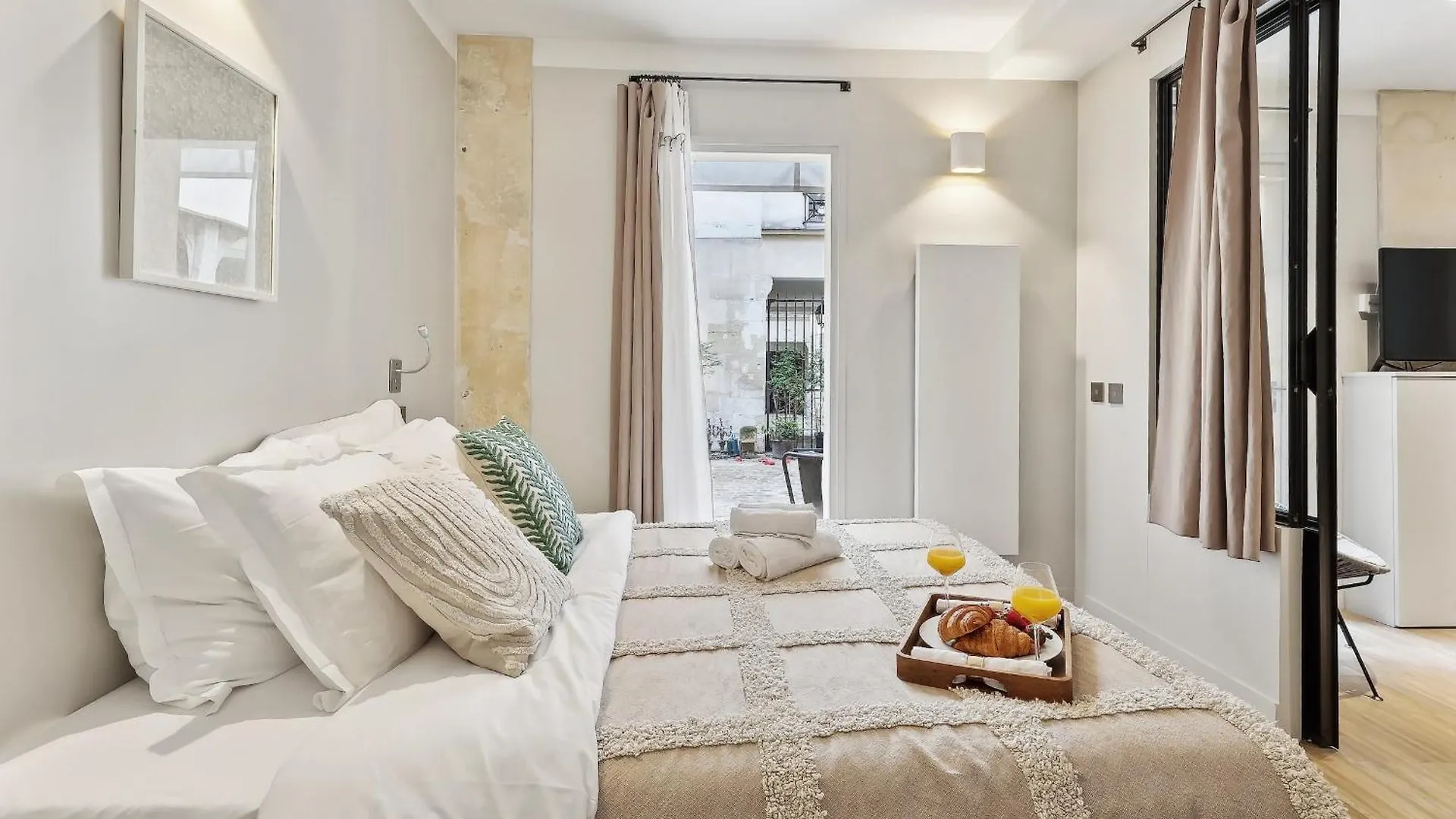 Le Marais & Place Des Vosges - Cityapartmentstay Paris Frankreich